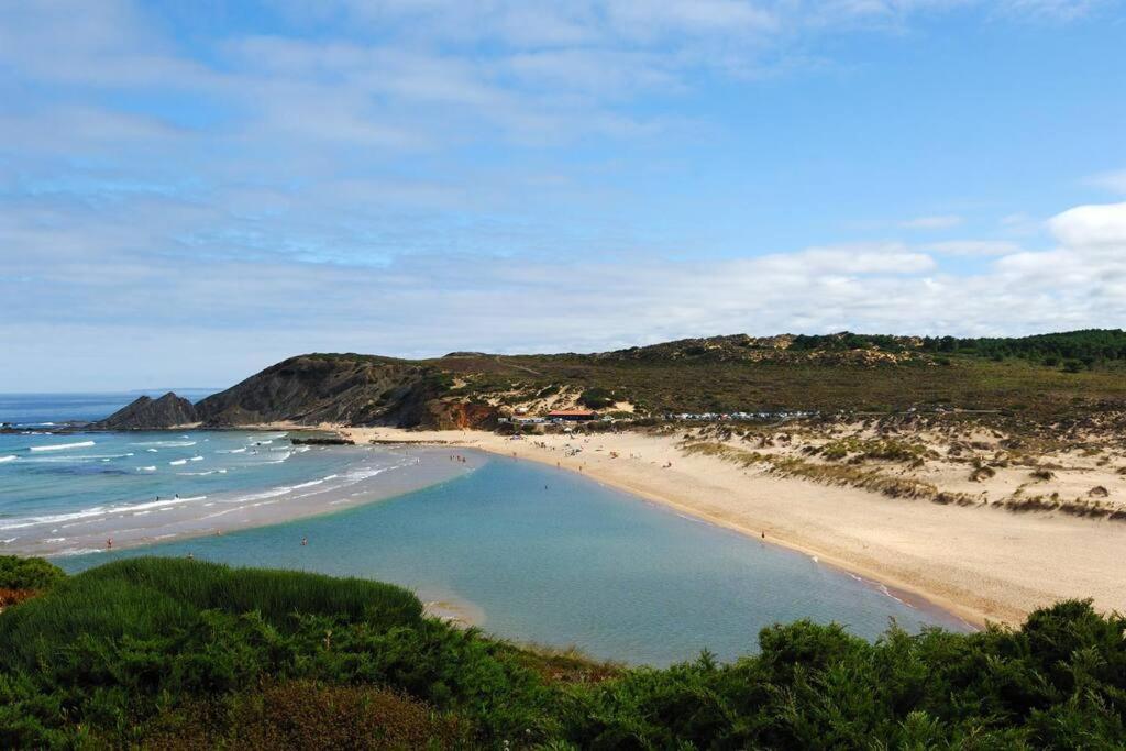 Vale Do Guizo: Casa Poente On The Contryside, Close By The Sea. Алжезур Экстерьер фото